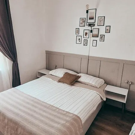 Hotel La Luna Cunda *