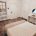 La Luna Cunda
