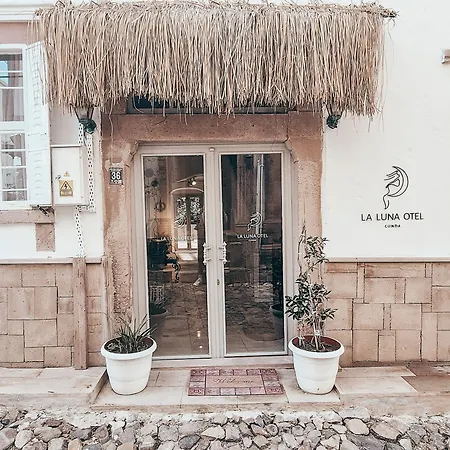 La Luna Cunda Hotel