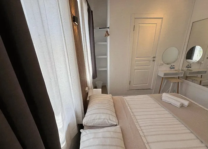 La Luna Cunda Hotel *