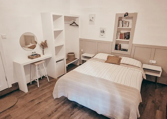 Hotel La Luna Cunda *